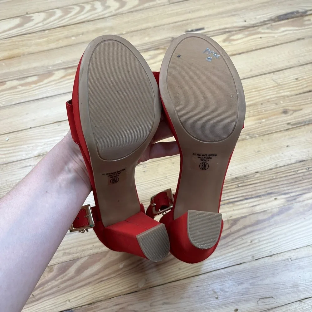 Dream Pairs Red Faux Suede Platform Block Heel Sandals Ankle Strap Size 8 4inch